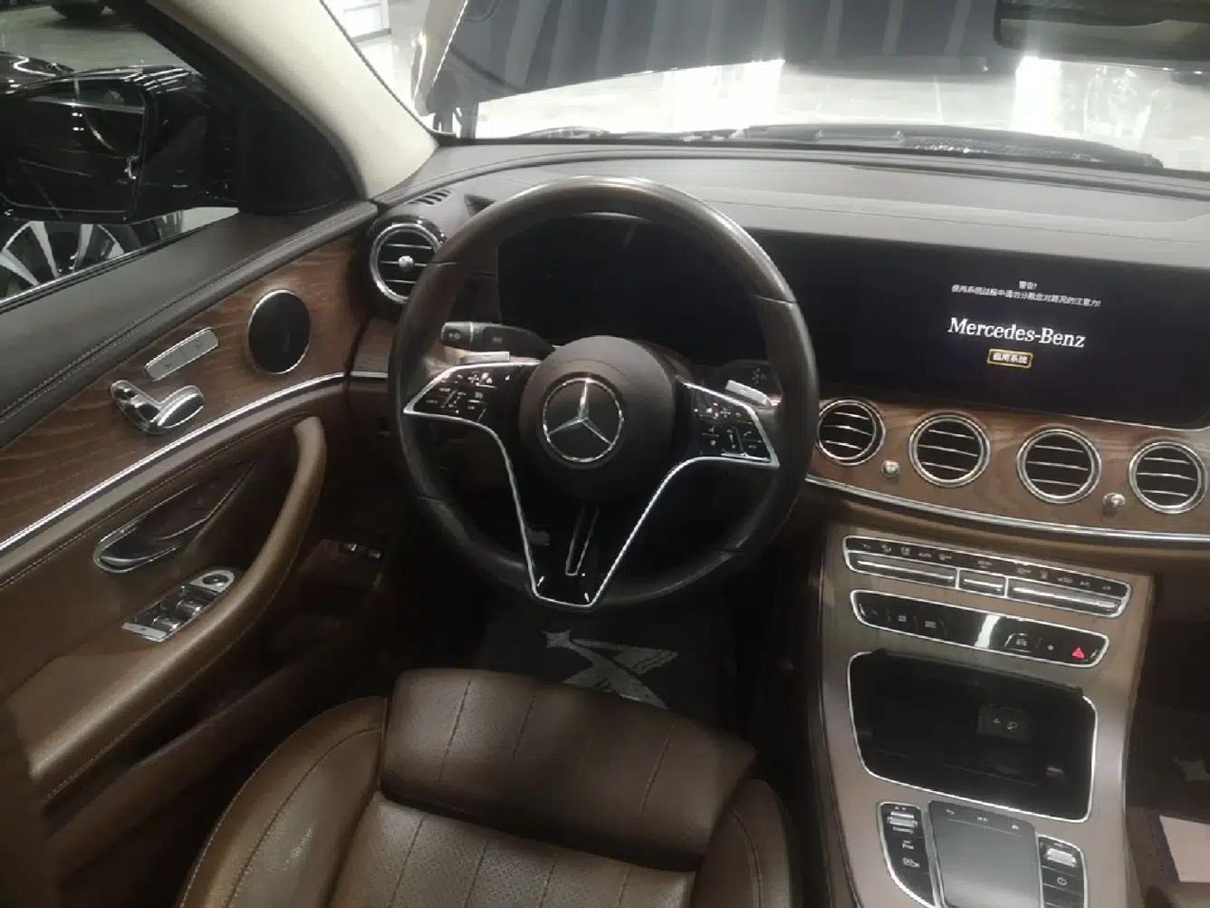 Mercedes-Benz E-Class New Energy 2022 Second Facelift E 350 e L Plug-in Hybrid Sedan — миниатюра 18