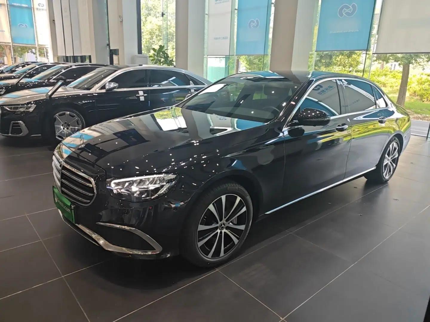 Mercedes-Benz E-Class New Energy 2022 Second Facelift E 350 e L Plug-in Hybrid Sedan — миниатюра 1