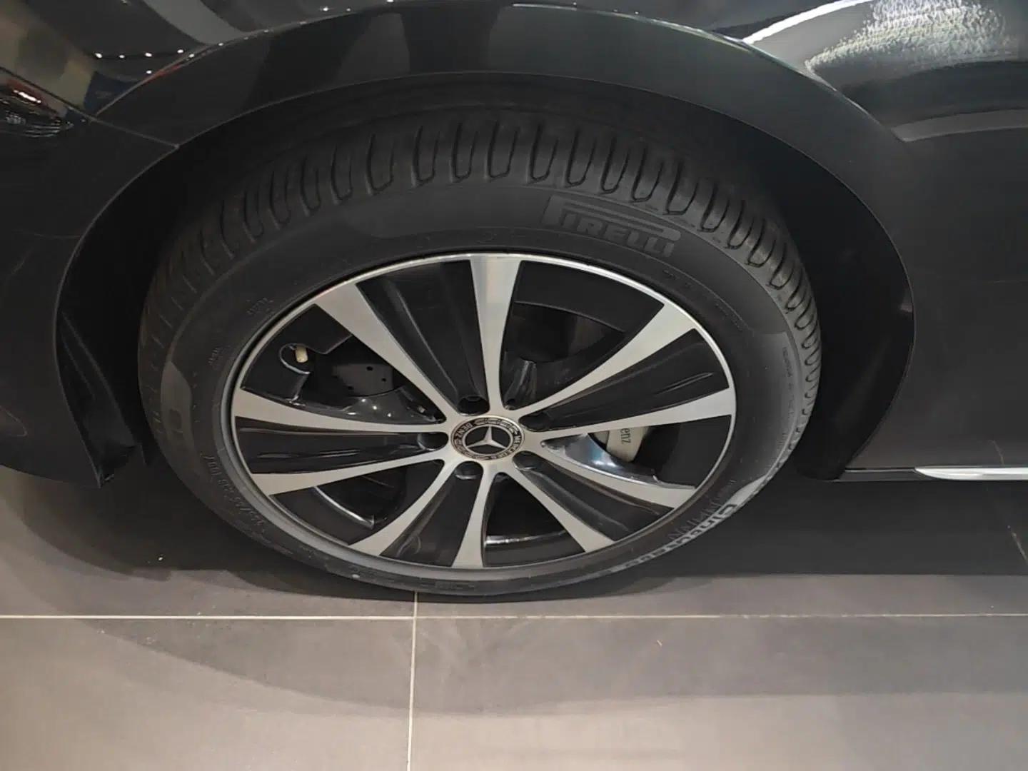 Mercedes-Benz E-Class New Energy 2022 Second Facelift E 350 e L Plug-in Hybrid Sedan — миниатюра 15