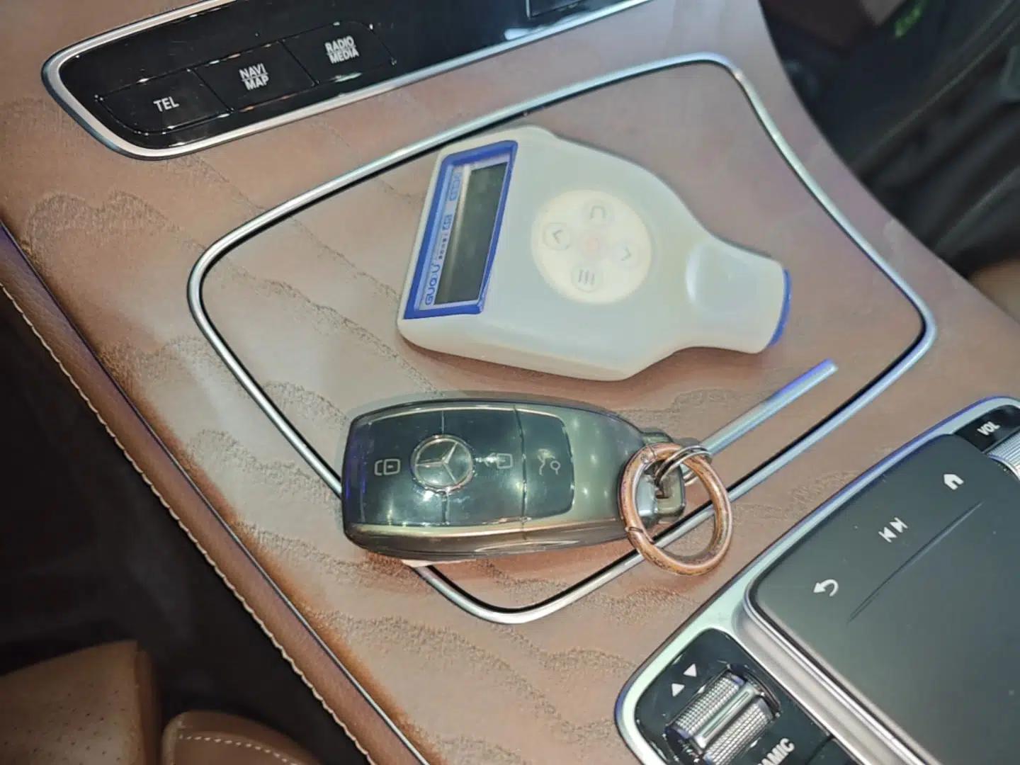 Mercedes-Benz E-Class New Energy 2022 Second Facelift E 350 e L Plug-in Hybrid Sedan — миниатюра 28