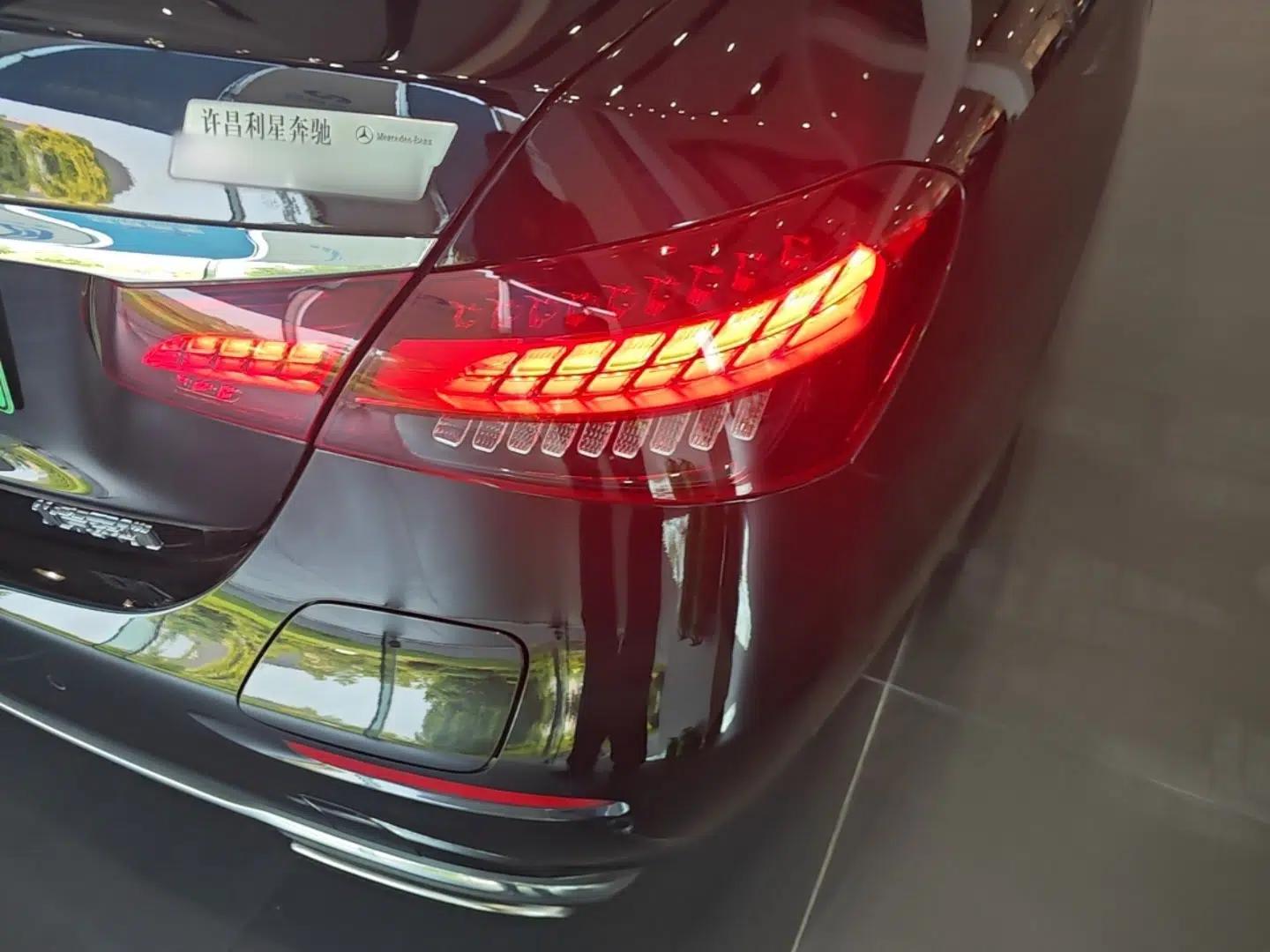 Mercedes-Benz E-Class New Energy 2022 Second Facelift E 350 e L Plug-in Hybrid Sedan — миниатюра 9