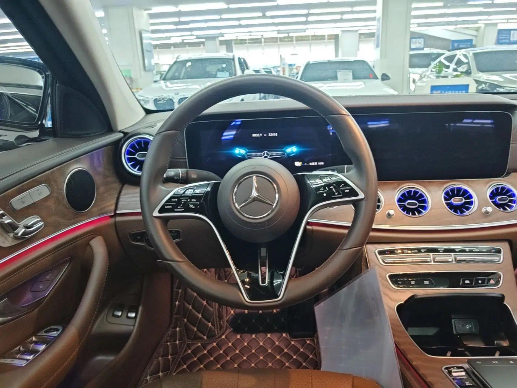 Mercedes-Benz E-Class New Energy 2022 Facelift E 350 e L Plug-in Hybrid Sedan — миниатюра 18