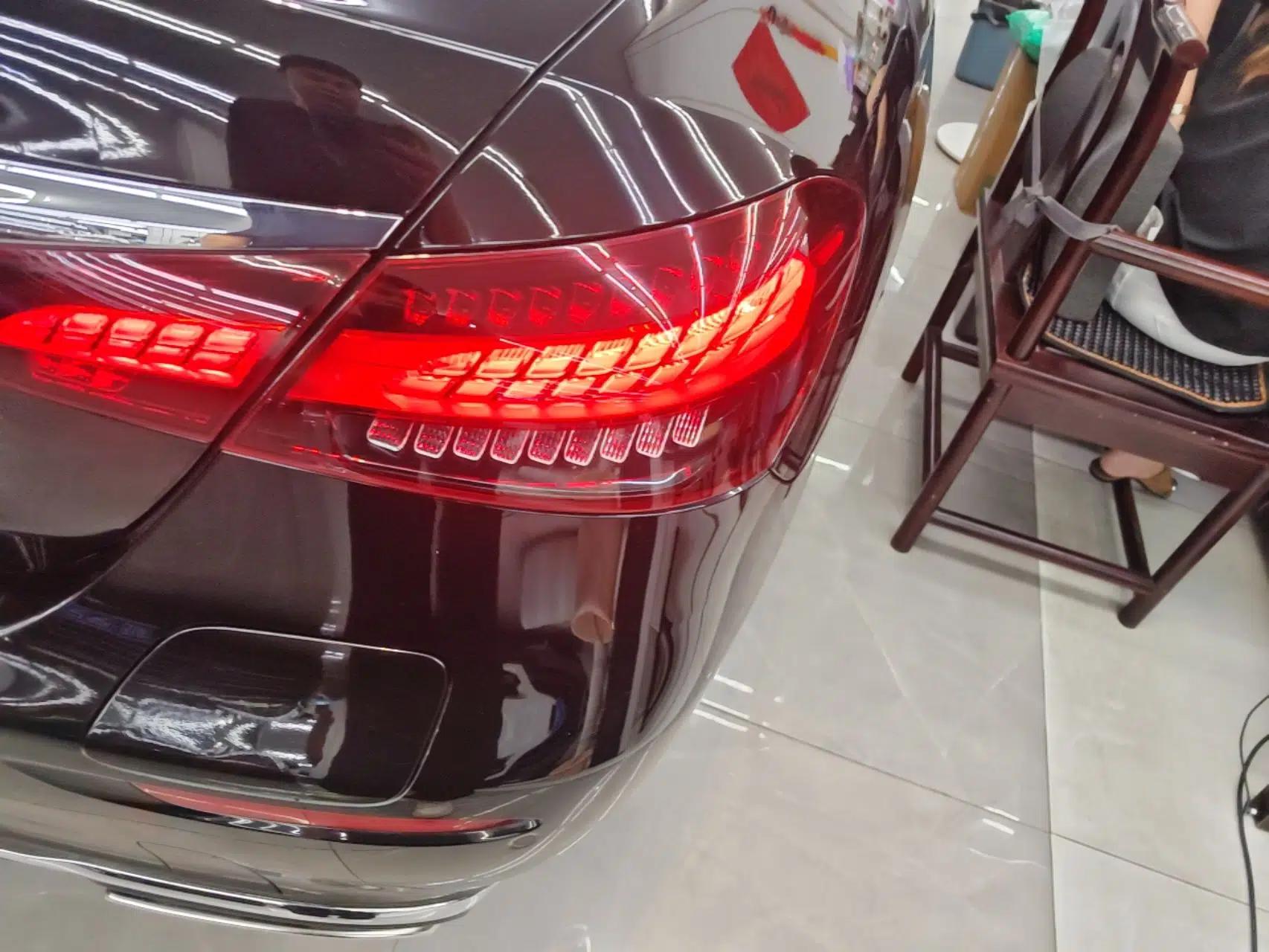 Mercedes-Benz E-Class New Energy 2022 Facelift E 350 e L Plug-in Hybrid Sedan — миниатюра 9
