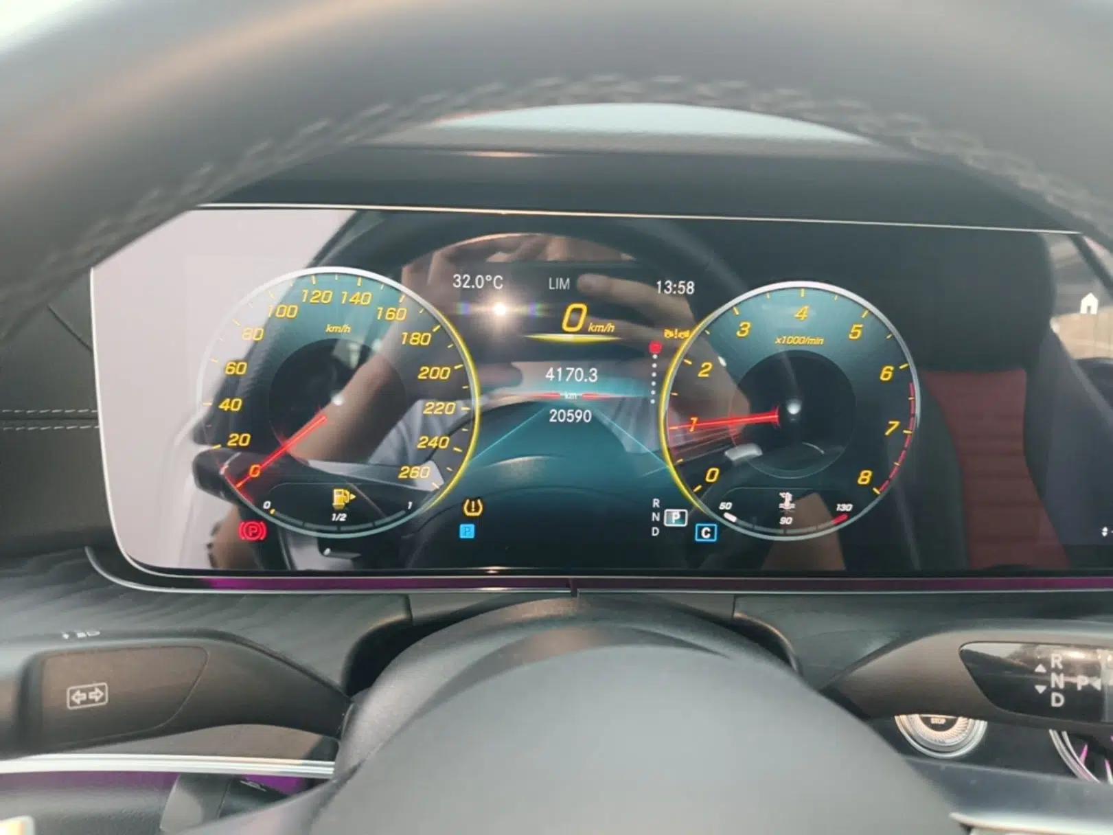 Mercedes-Benz E-Class 2023 E 260 Coupe — миниатюра 14
