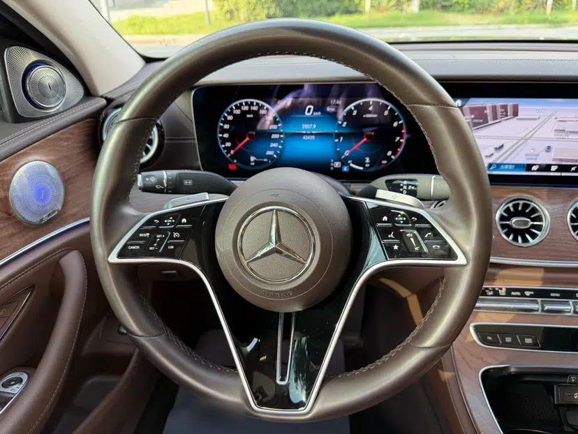Mercedes-Benz E-Class 2023 Updated E 300 L Fashion Edition — миниатюра 11