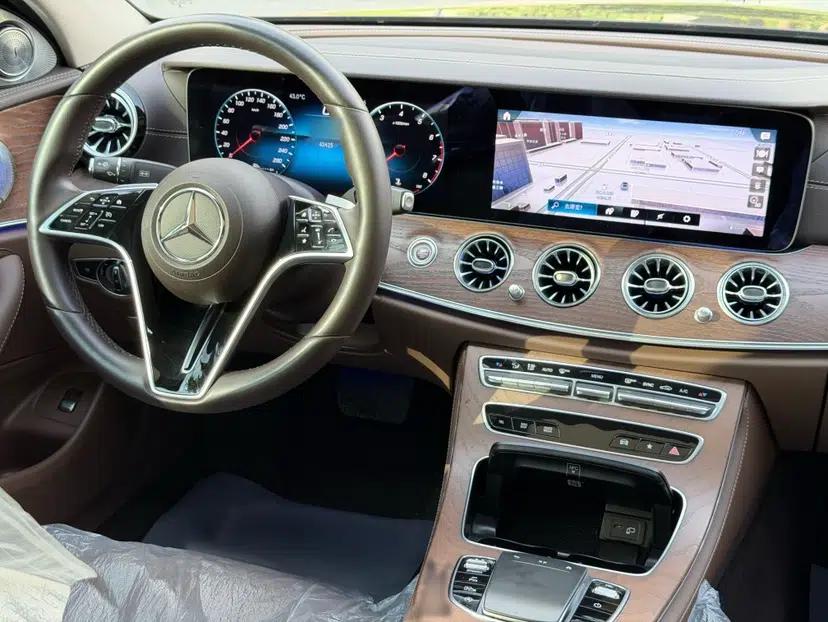 Mercedes-Benz E-Class 2023 Updated E 300 L Fashion Edition — миниатюра 12