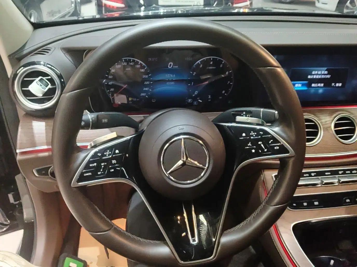 Mercedes-Benz E-Class 2021 Restyled E 300 L Luxury Edition — миниатюра 13