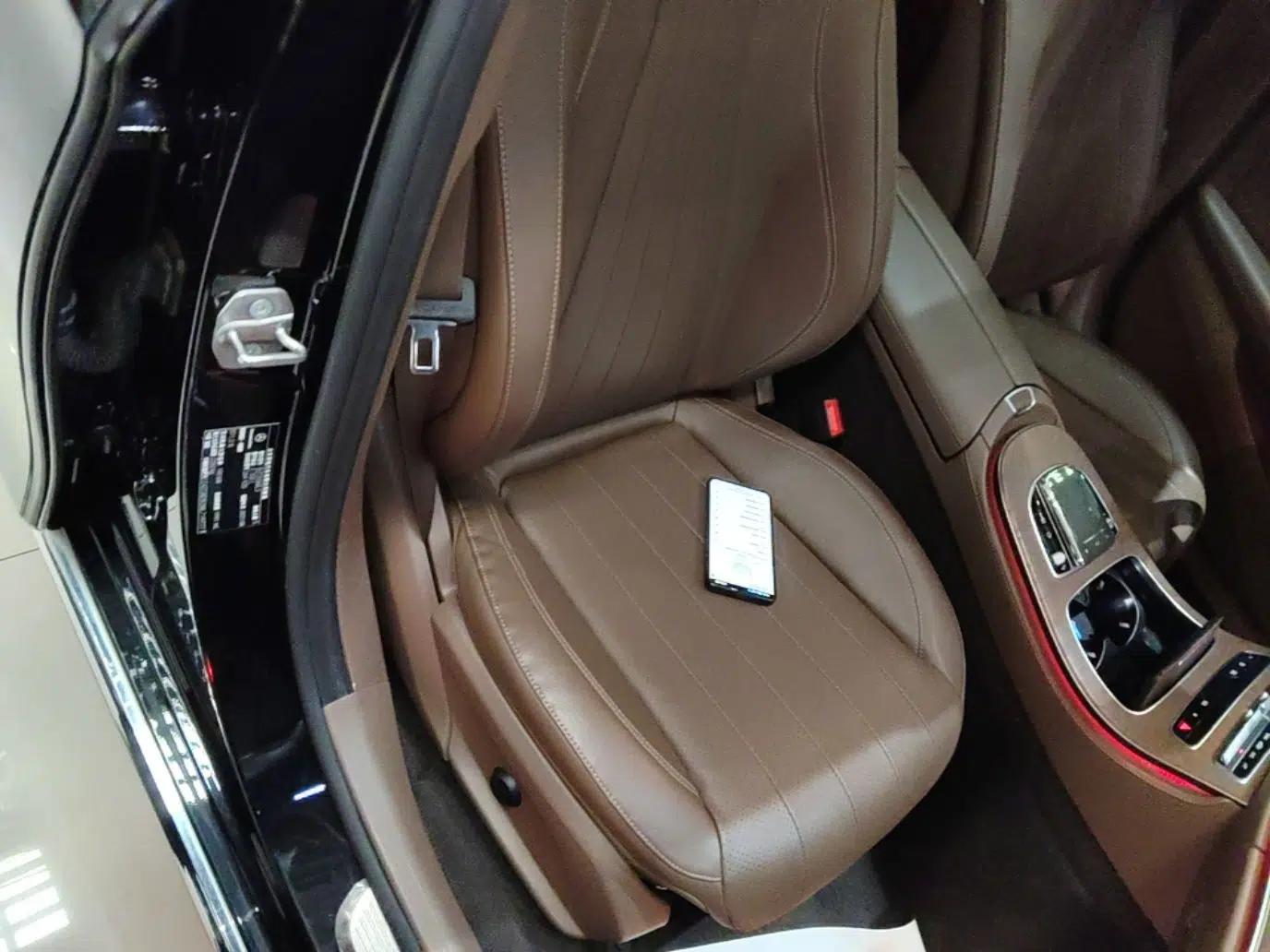 Mercedes-Benz E-Class 2021 Restyled E 300 L Luxury Edition — миниатюра 19