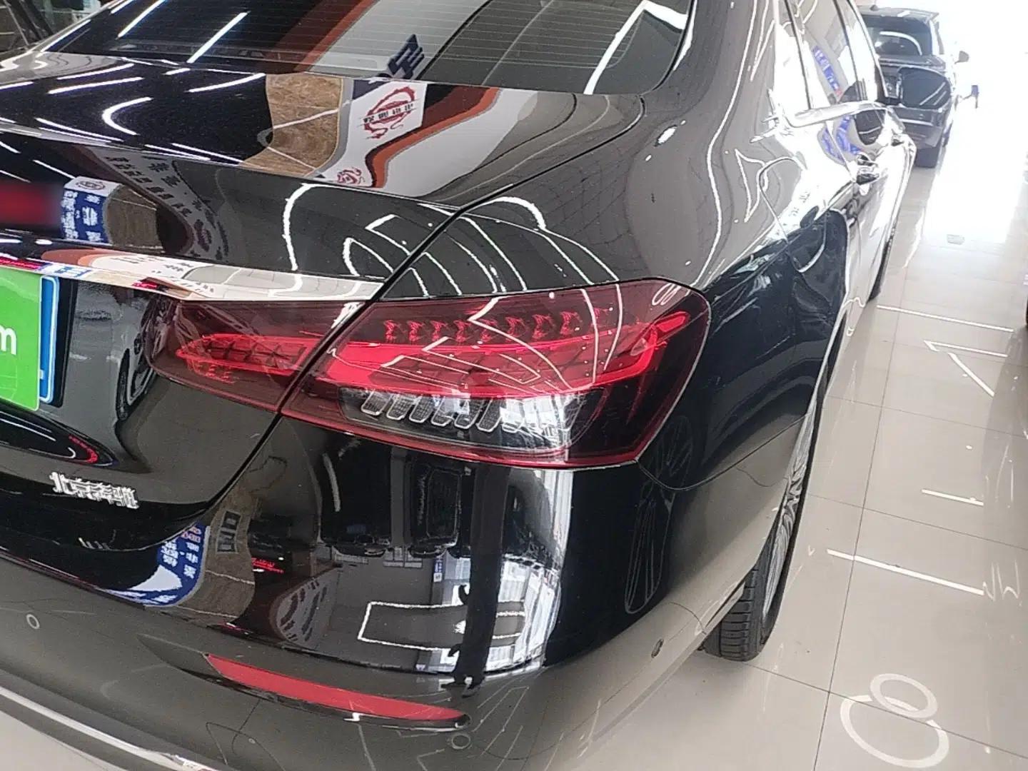 Mercedes-Benz E-Class 2022 Revised Version E 300 L Fashion Edition — миниатюра 9