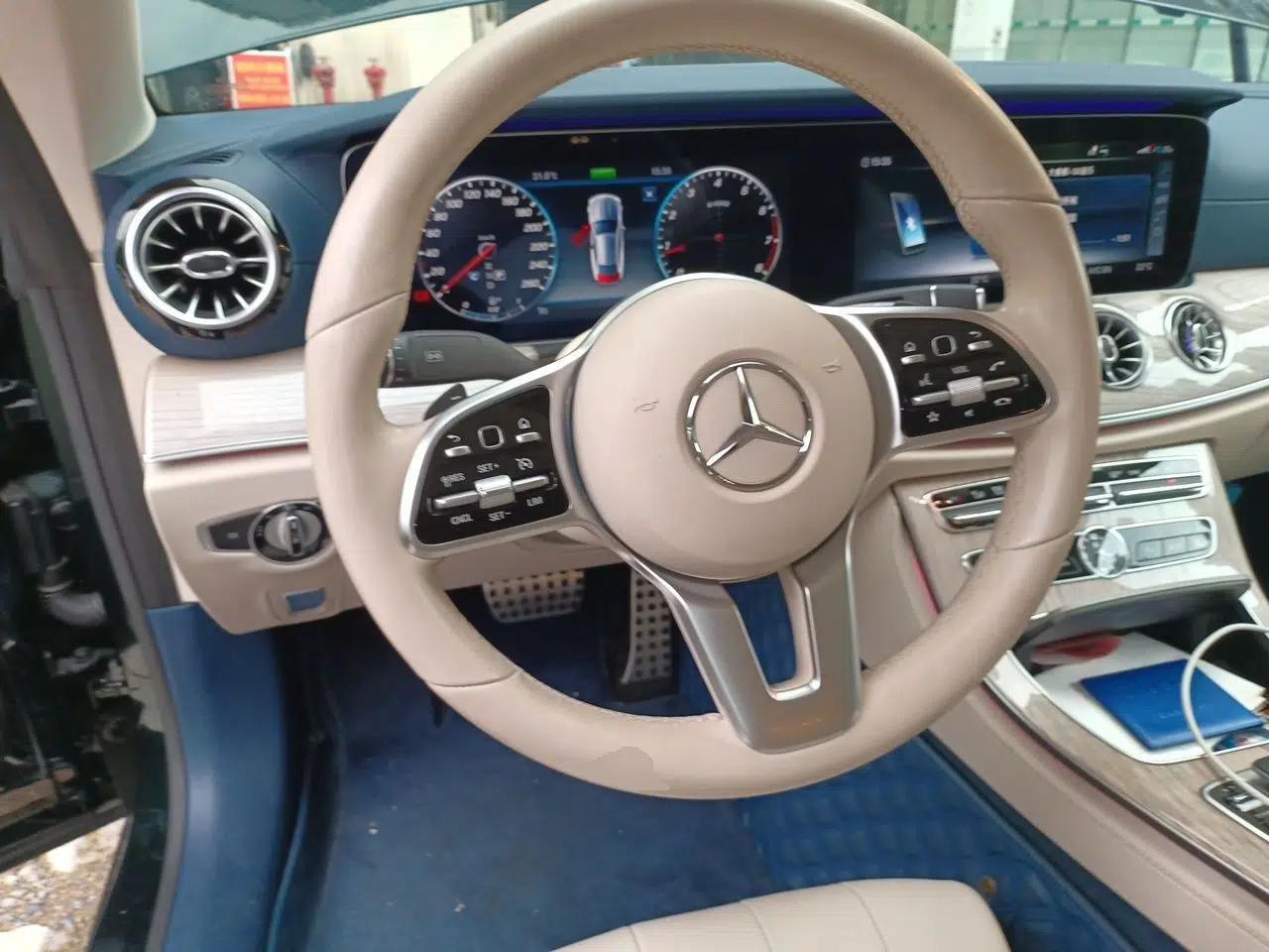 Mercedes-Benz E-Class 2020 E 260 Coupe — миниатюра 10