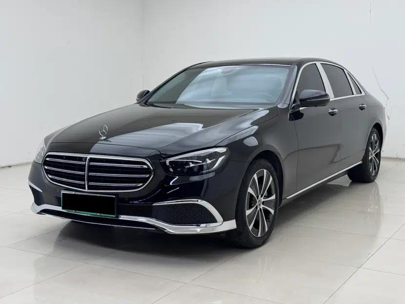 Mercedes-Benz E-Class New Energy 2023 E 350 e L Plug-in Hybrid Sedan — миниатюра 1