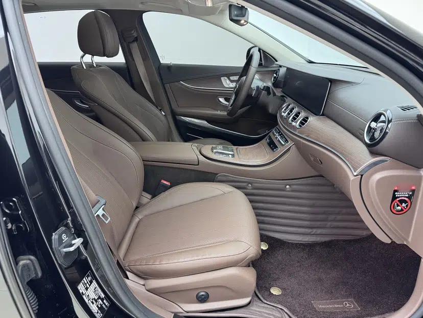 Mercedes-Benz E-Class New Energy 2023 E 350 e L Plug-in Hybrid Sedan — миниатюра 15