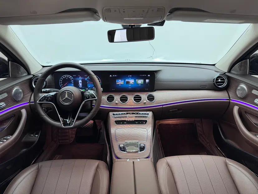 Mercedes-Benz E-Class New Energy 2023 E 350 e L Plug-in Hybrid Sedan — миниатюра 19