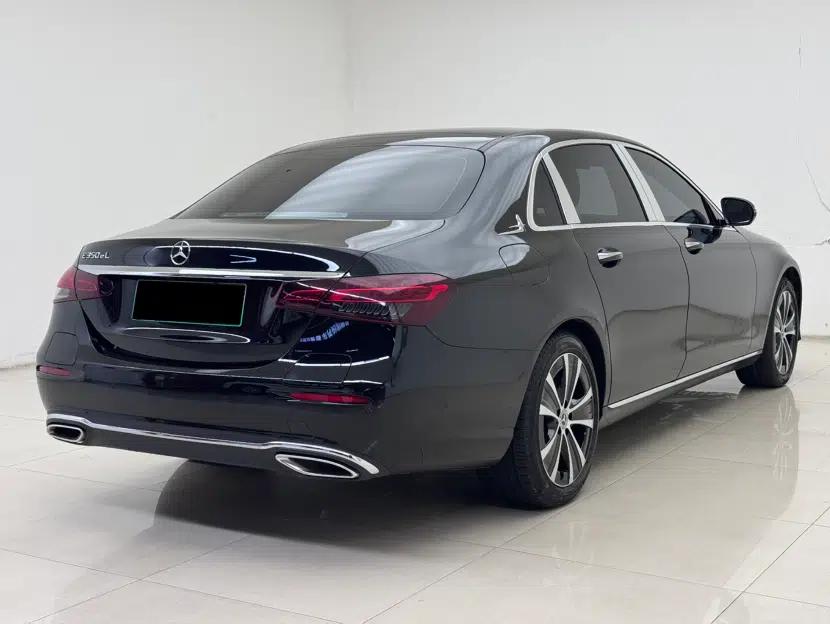 Mercedes-Benz E-Class New Energy 2023 E 350 e L Plug-in Hybrid Sedan — миниатюра 4