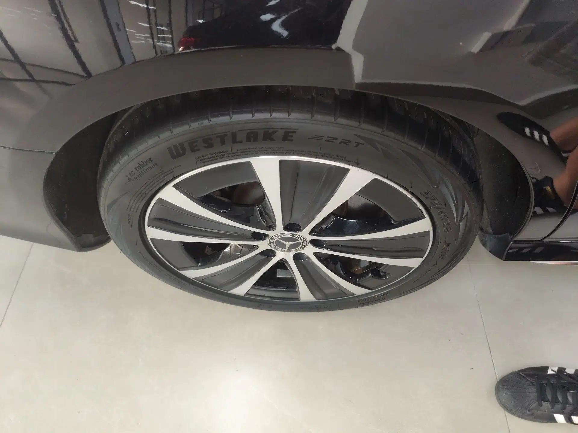 Mercedes-Benz E-Class New Energy 2022 Second Facelift E 350 e L Plug-in Hybrid Sports Sedan — миниатюра 11