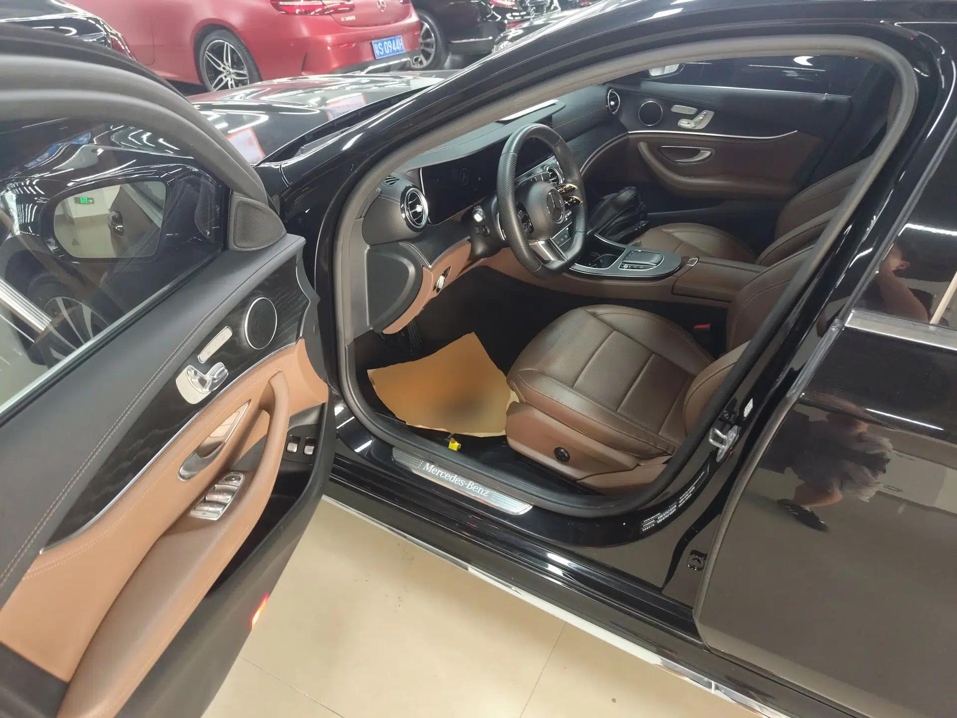 Mercedes-Benz E-Class New Energy 2022 Second Facelift E 350 e L Plug-in Hybrid Sports Sedan — миниатюра 18