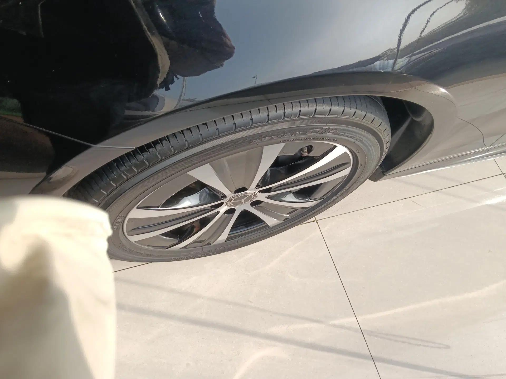 Mercedes-Benz E-Class New Energy 2023 E 350 e L Plug-in Hybrid Sports Sedan — миниатюра 10