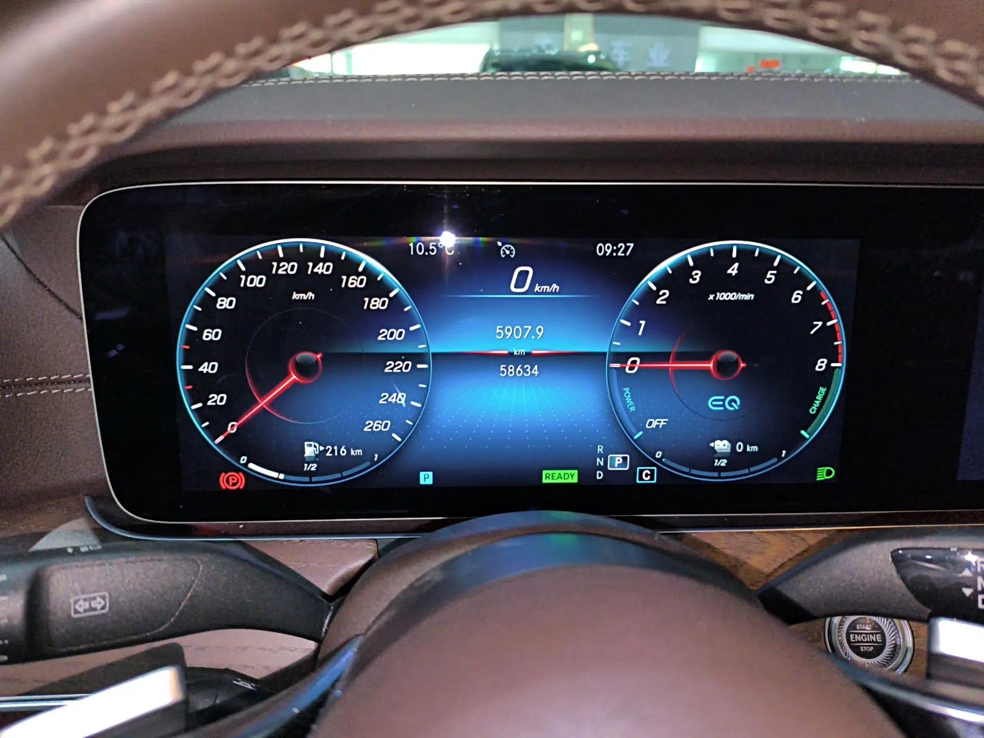 Mercedes-Benz E-Class New Energy 2022 Restyled E 350 e L Plug-in Hybrid Sedan — миниатюра 14