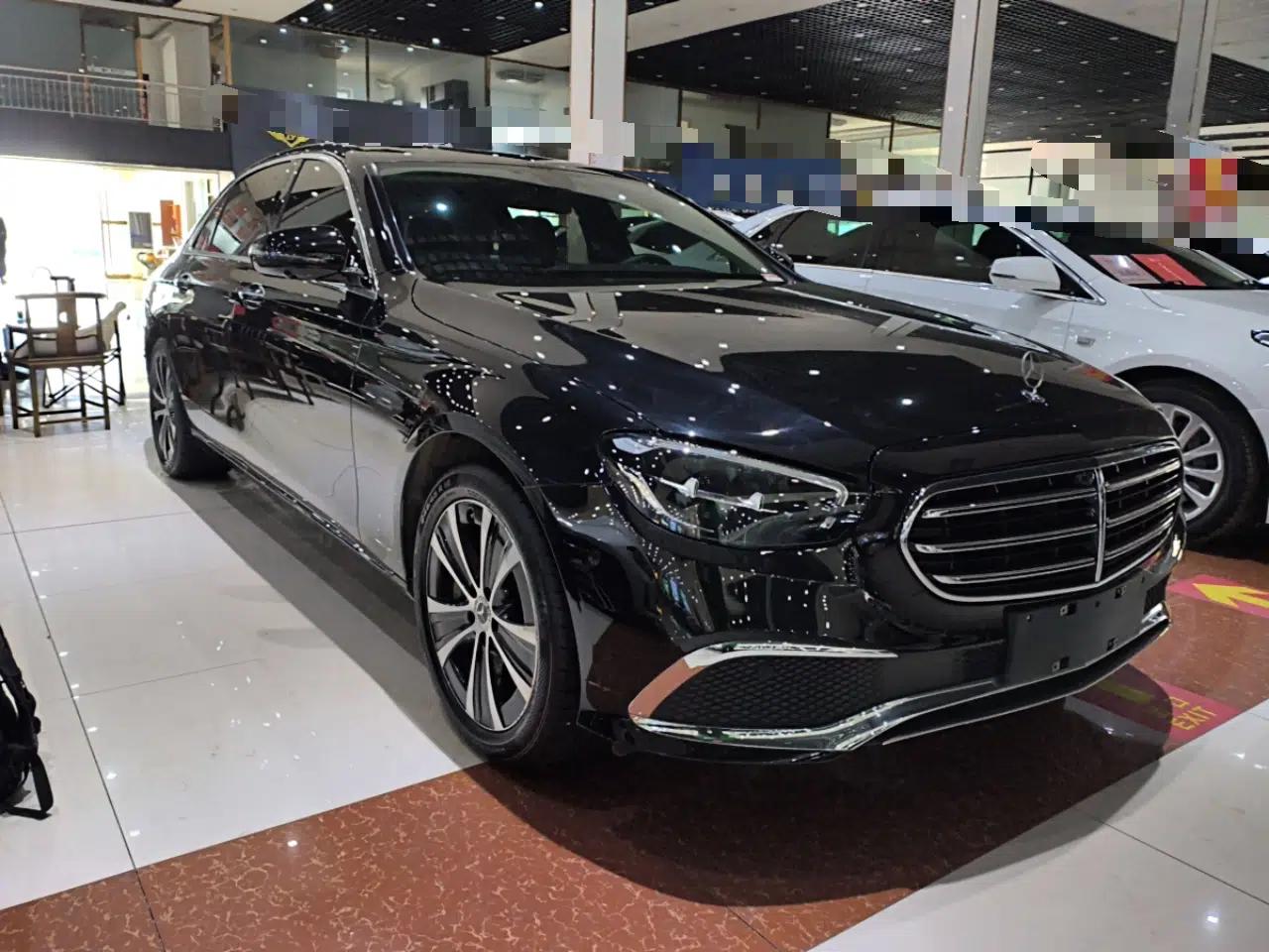 Mercedes-Benz E-Class New Energy 2022 Restyled E 350 e L Plug-in Hybrid Sedan — миниатюра 3