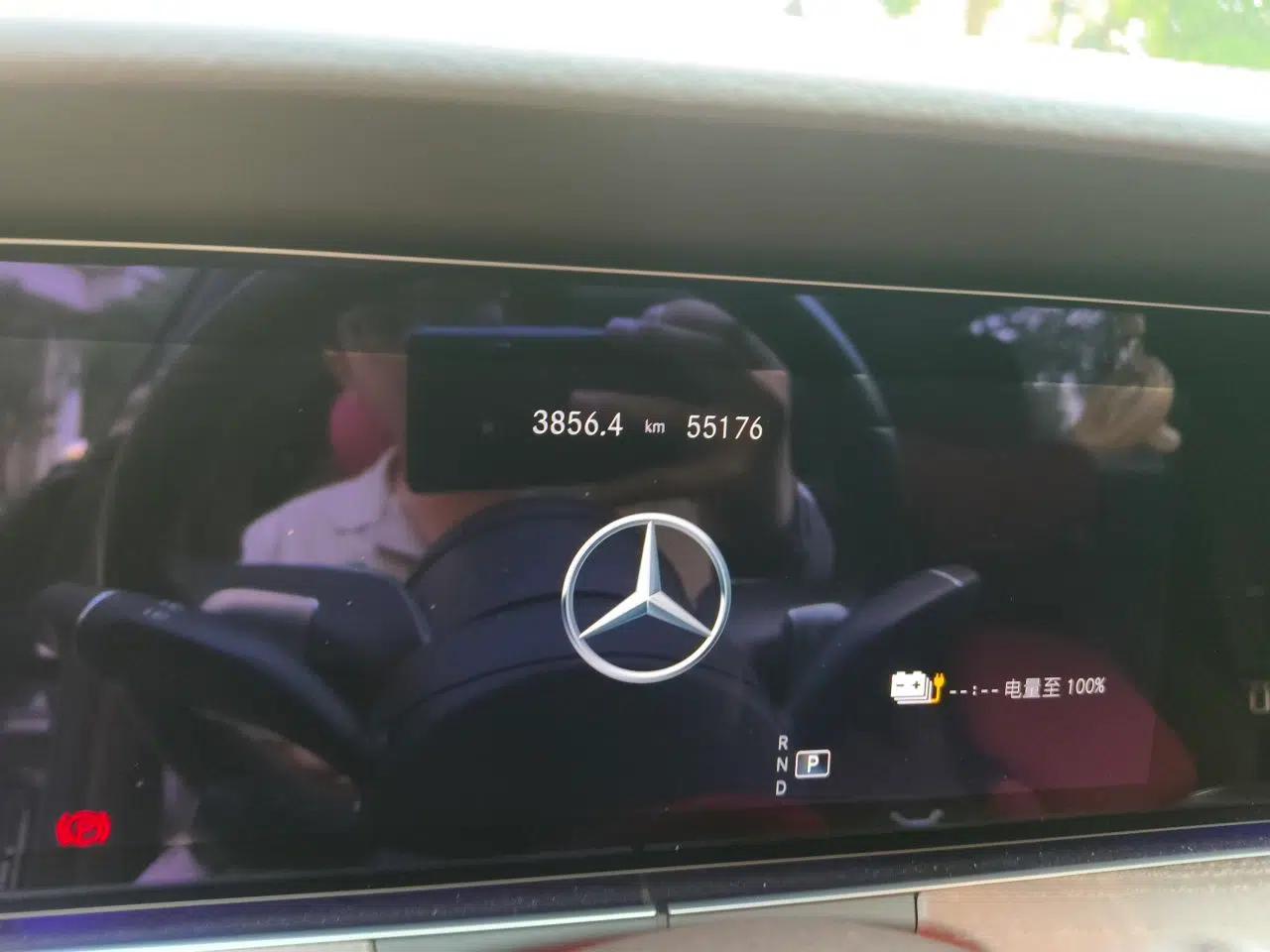 Mercedes-Benz E-Class New Energy 2023 E 350 e L Plug-in Hybrid Sedan — миниатюра 12