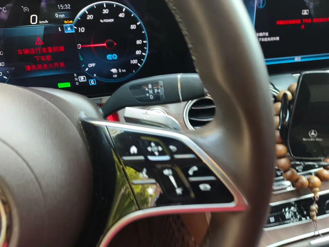 Mercedes-Benz E-Class New Energy 2023 E 350 e L Plug-in Hybrid Sedan — миниатюра 14