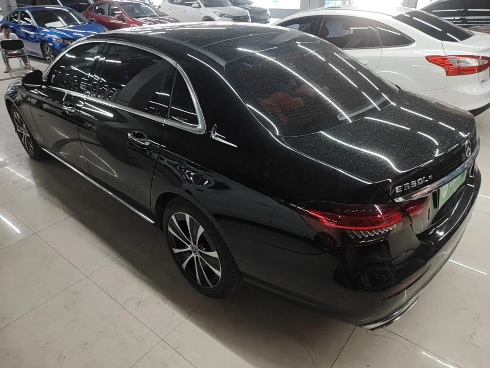 Mercedes-Benz E-Class New Energy 2022 Second Facelift E 350 e L Plug-in Hybrid Sedan — миниатюра 4