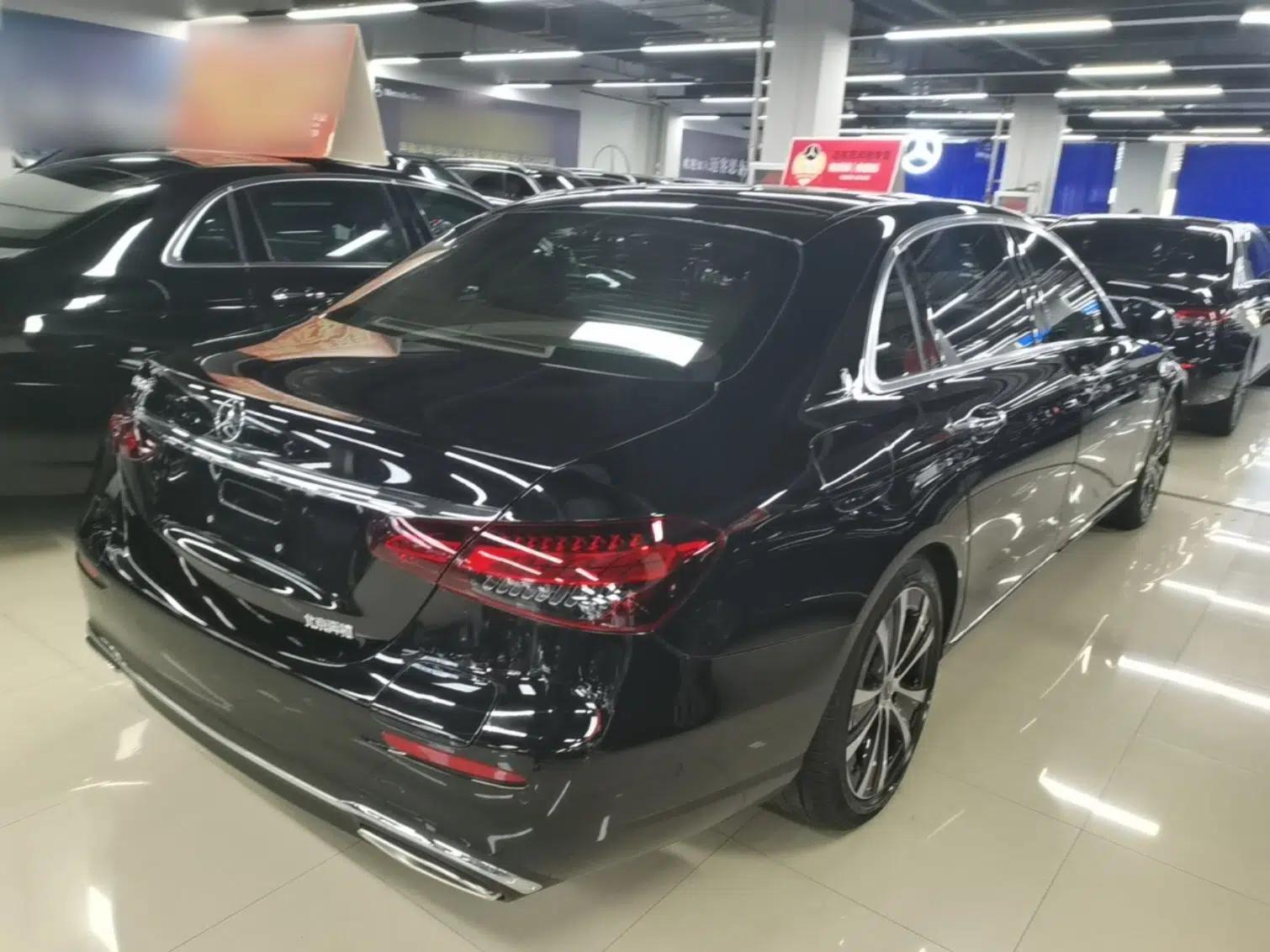 Mercedes-Benz E-Class New Energy 2022 Restyled E 350 e L Plug-in Hybrid Sedan — миниатюра 6