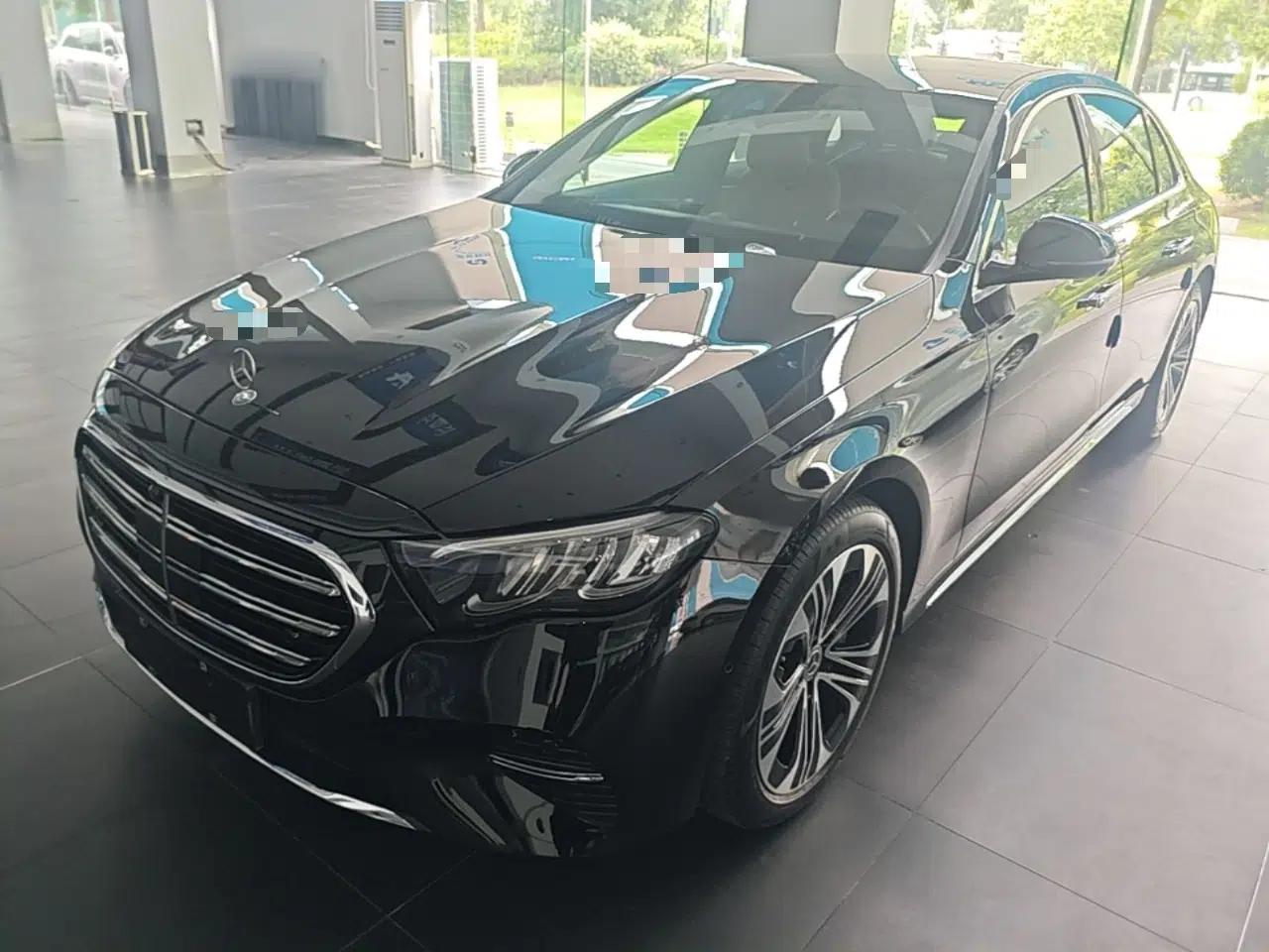 Mercedes-Benz E-Class New Energy 2024 E 350 e L Plug-in Hybrid Sedan — миниатюра 1