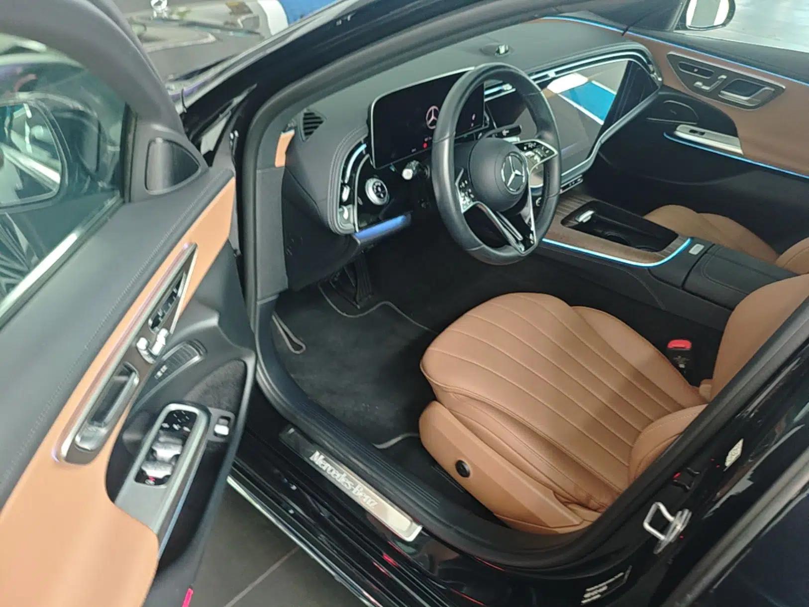 Mercedes-Benz E-Class New Energy 2024 E 350 e L Plug-in Hybrid Sedan — миниатюра 18