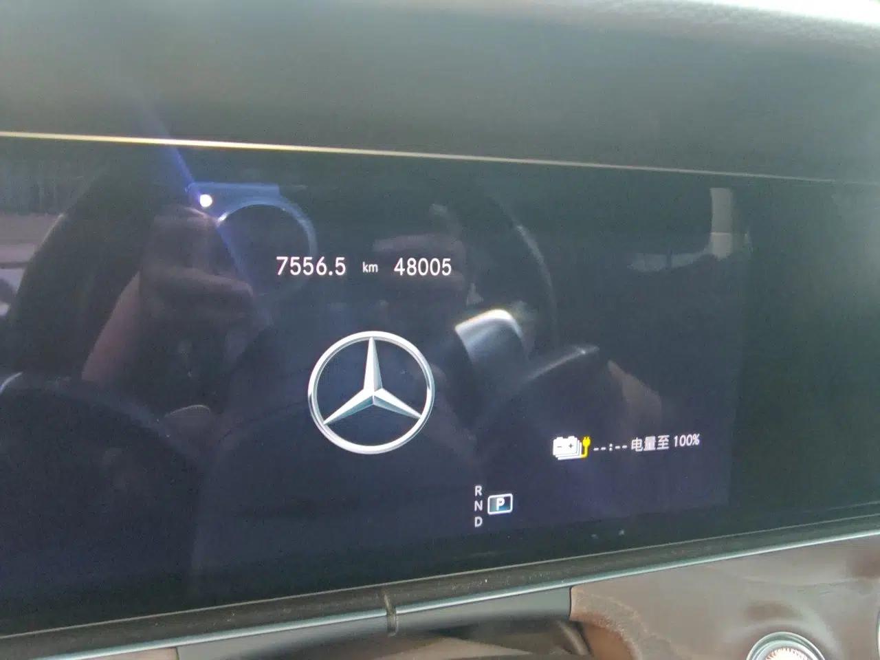 Mercedes-Benz E-Class New Energy 2023 E 350 e L Plug-in Hybrid Sedan — миниатюра 12