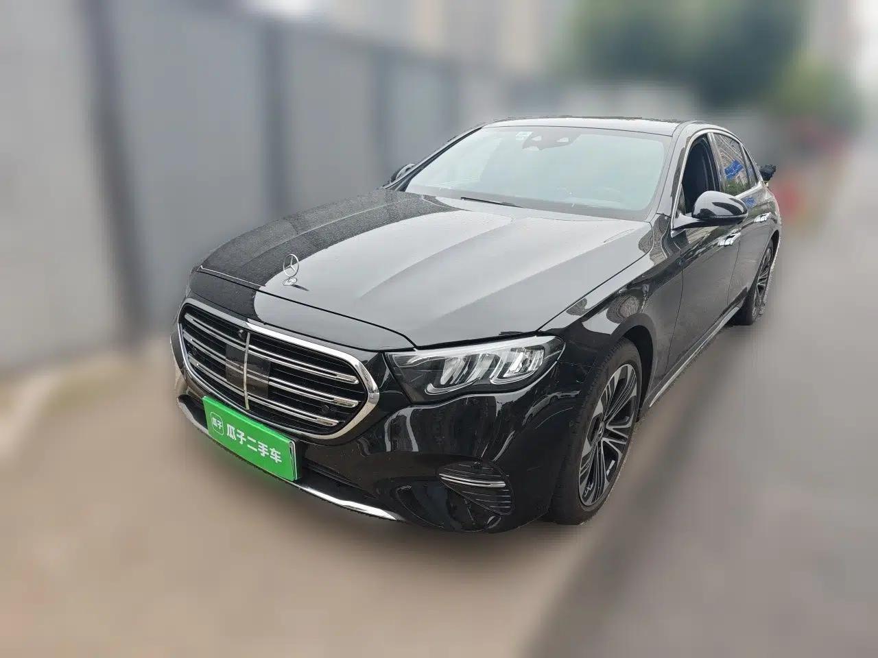 Mercedes-Benz E-Class New Energy 2024 E 350 e L Plug-in Hybrid Sedan — миниатюра 1