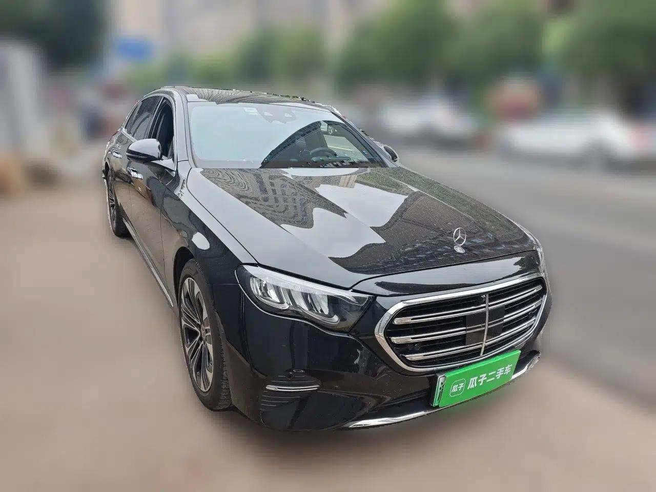 Mercedes-Benz E-Class New Energy 2024 E 350 e L Plug-in Hybrid Sedan — миниатюра 3