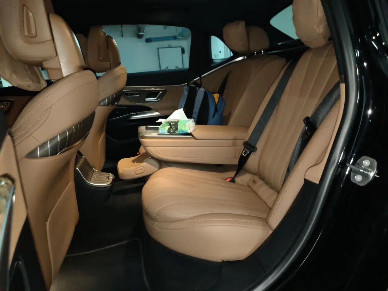 Mercedes-Benz E-Class New Energy 2024 E 350 e L Plug-in Hybrid Sedan — миниатюра 17