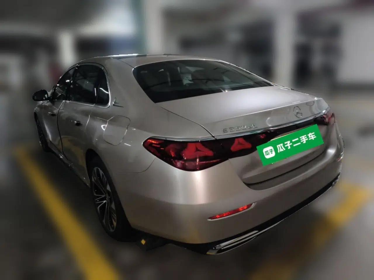Mercedes-Benz E-Class New Energy 2024 E 350 e L Plug-in Hybrid Sedan — миниатюра 4