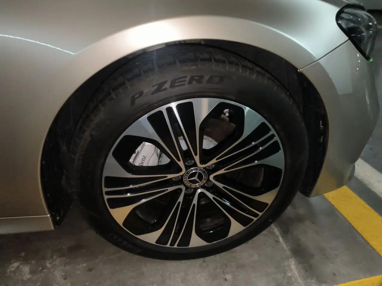 Mercedes-Benz E-Class New Energy 2024 E 350 e L Plug-in Hybrid Sedan — миниатюра 8