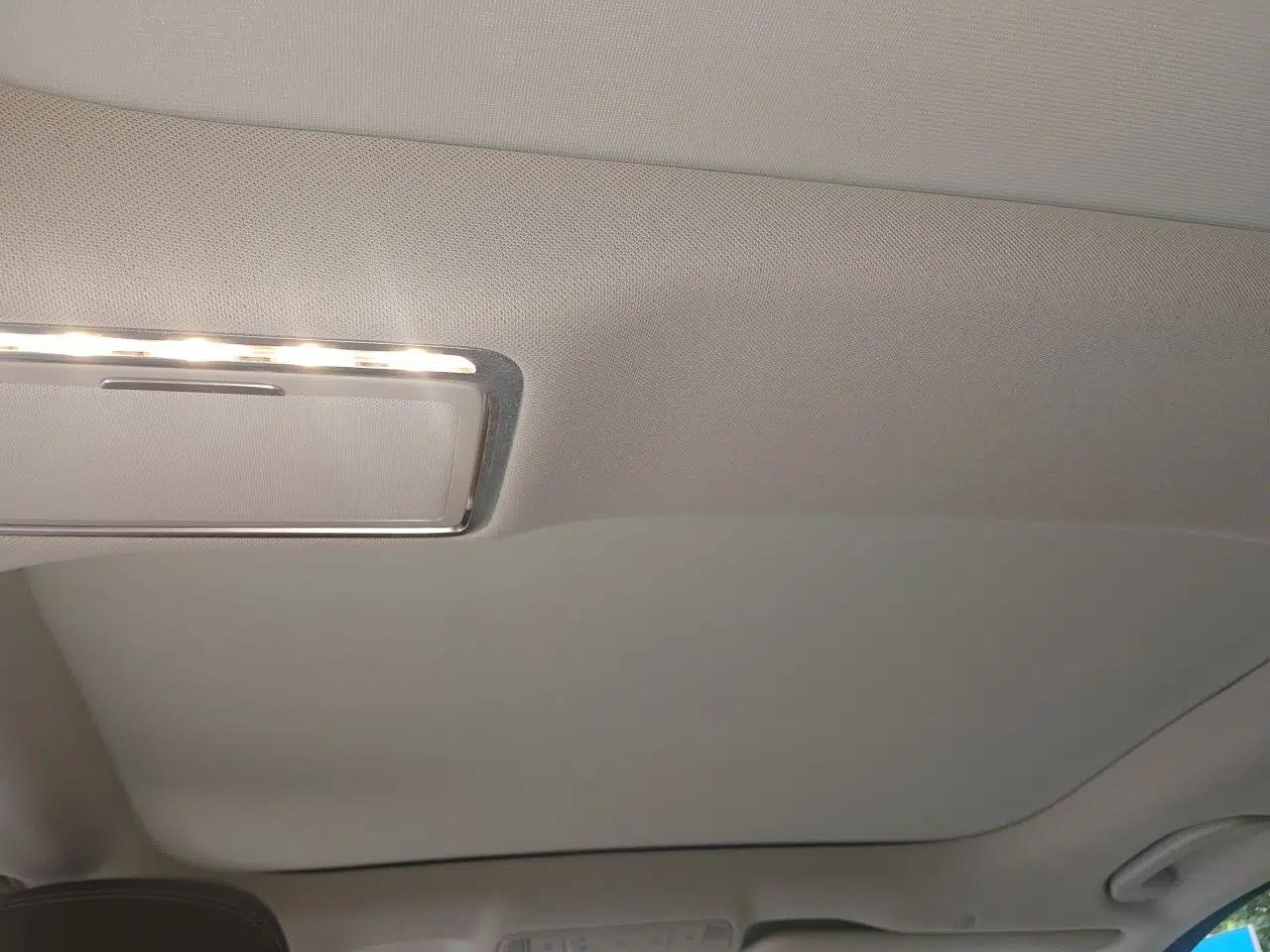 Mercedes-Benz E-Class 2023 E 300 L Luxury Model — миниатюра 18