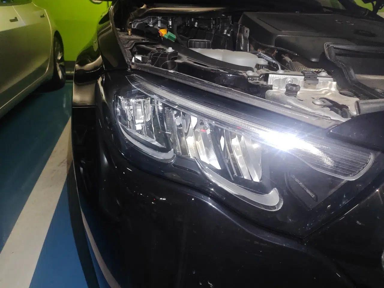 Mercedes-Benz E-Class New Energy 2024 E 350 e L Plug-in Hybrid Sedan — миниатюра 7