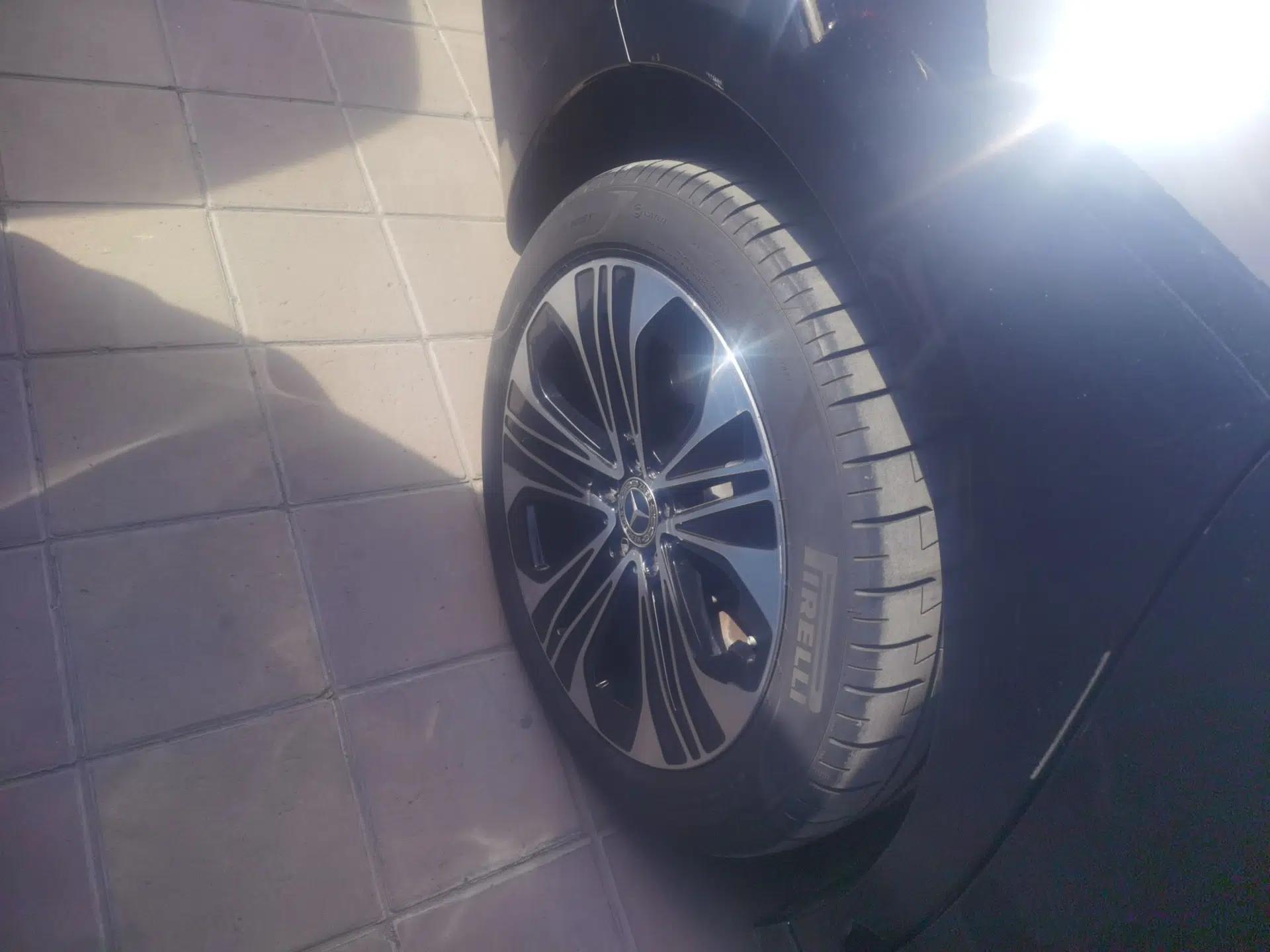 Mercedes-Benz E-Class New Energy 2024 E 350 e L Plug-in Hybrid Sedan — миниатюра 11