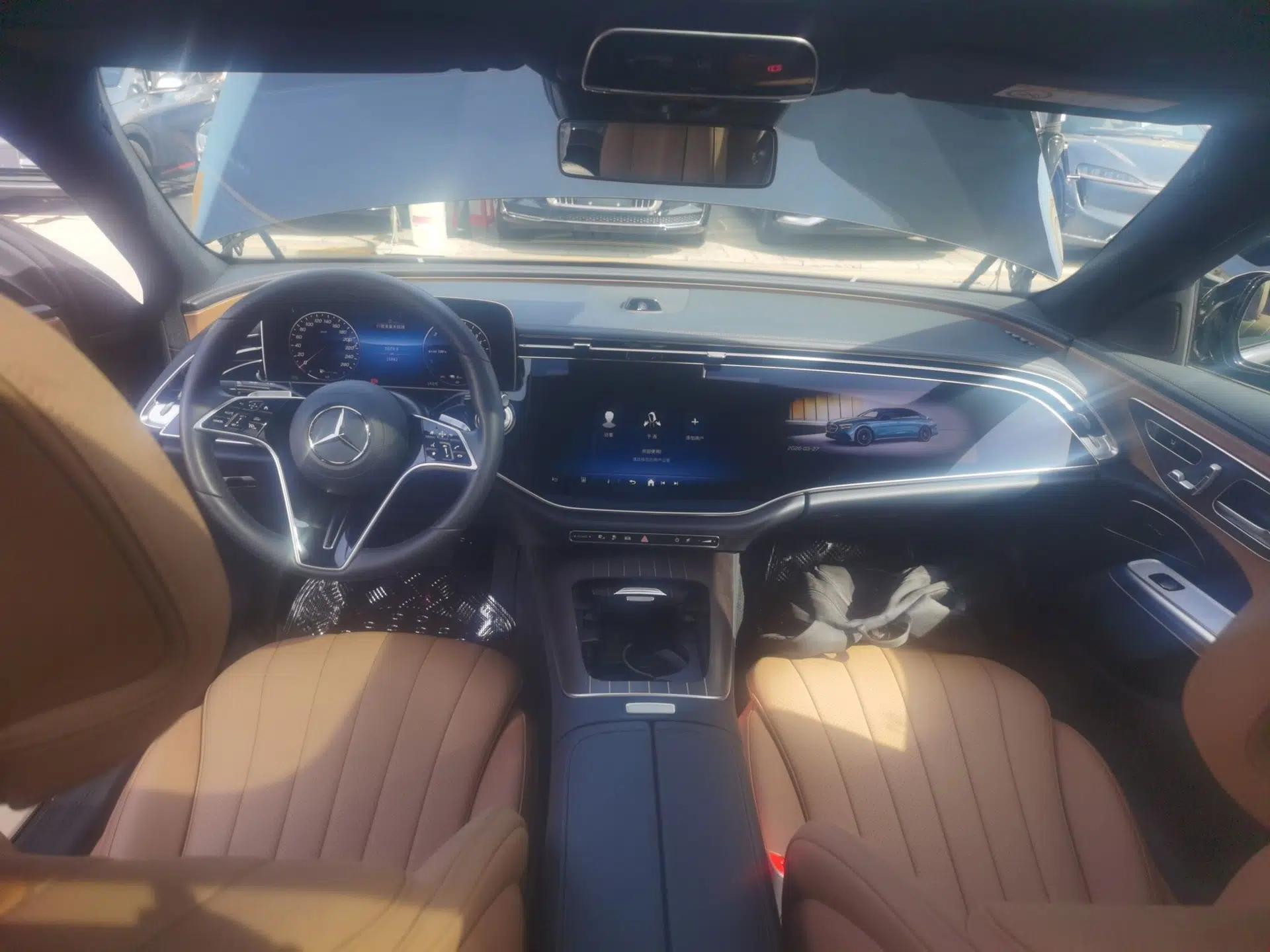 Mercedes-Benz E-Class New Energy 2024 E 350 e L Plug-in Hybrid Sedan — миниатюра 12