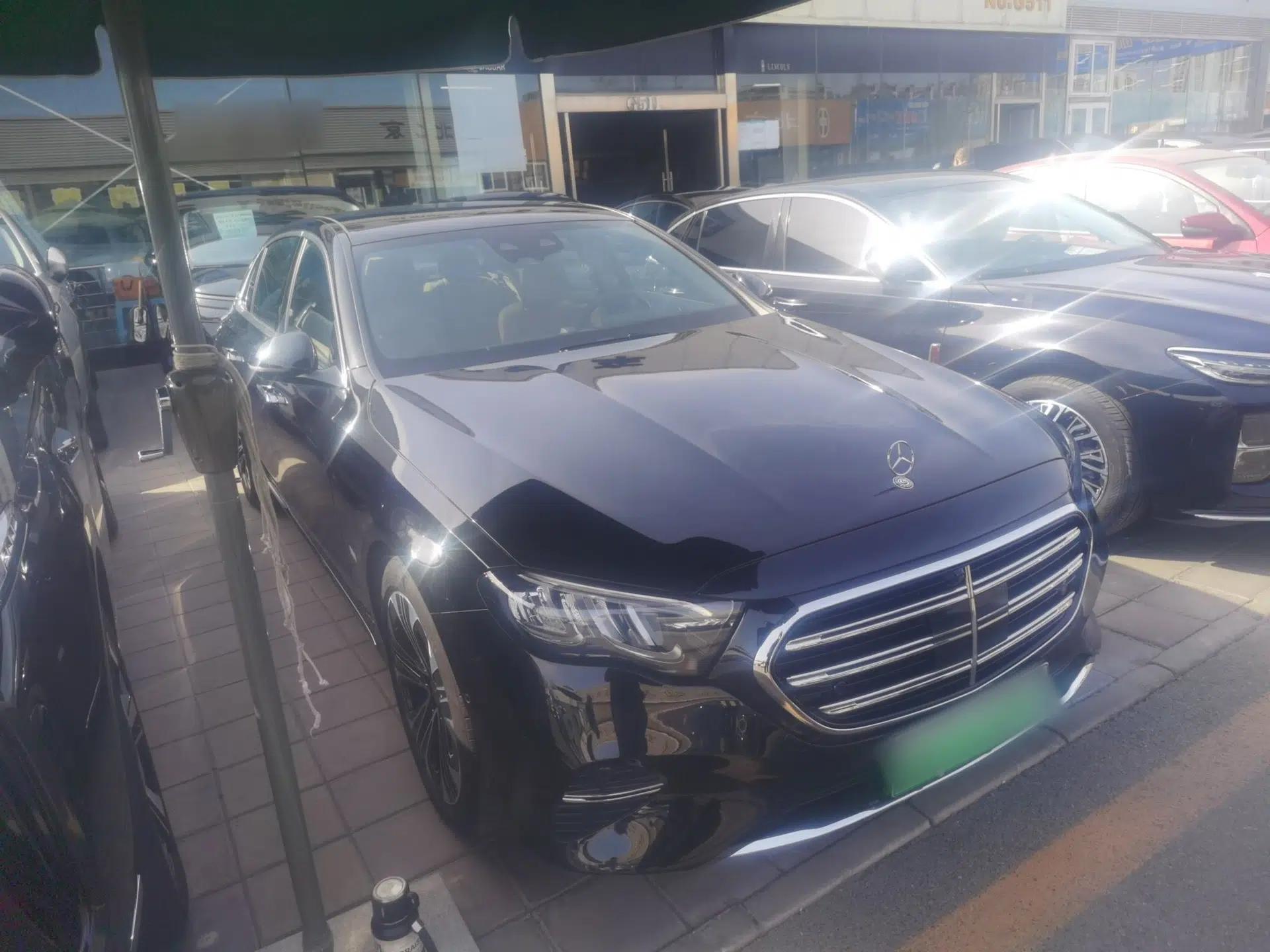 Mercedes-Benz E-Class New Energy 2024 E 350 e L Plug-in Hybrid Sedan — миниатюра 3