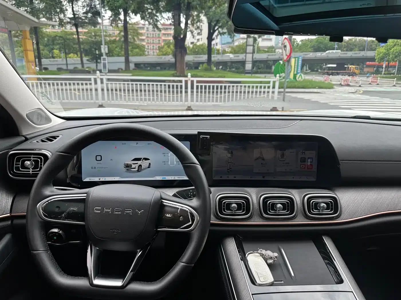 Chery Tiggo 9 2025 2.0T Dual-Clutch Two-Wheel Drive Comfort Edition 5-Seater — миниатюра 12