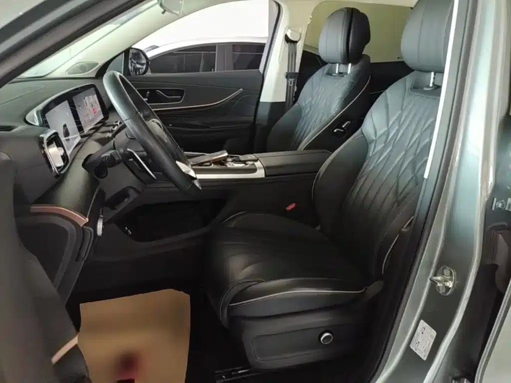 Chery Tiggo 9 2023 2.0T Automatic 4WD Premium Edition 5-seater — миниатюра 15