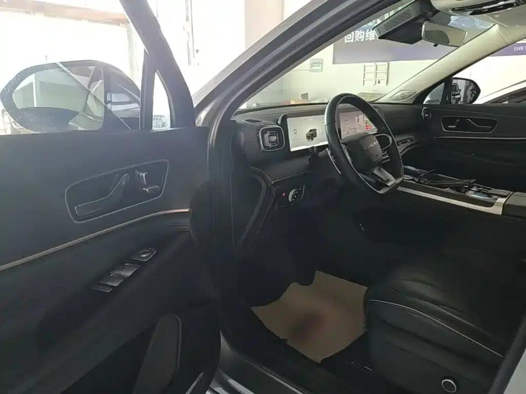 Chery Tiggo 9 2023 2.0T Automatic 4WD Premium Edition 5-seater — миниатюра 16