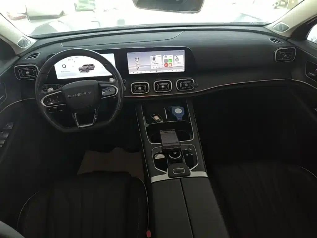Chery Tiggo 9 2023 2.0T Automatic 4WD Premium Edition 5-seater — миниатюра 10