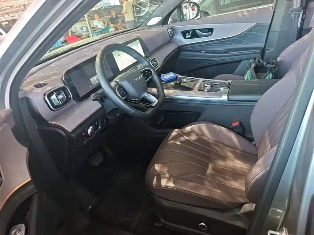 Chery Tiggo 9 2024 2.0T Automatic 2WD Super Comfort Premium Edition — миниатюра 15