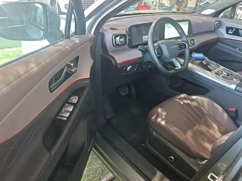 Chery Tiggo 9 2024 2.0T Automatic 2WD Super Comfort Premium Edition — миниатюра 16