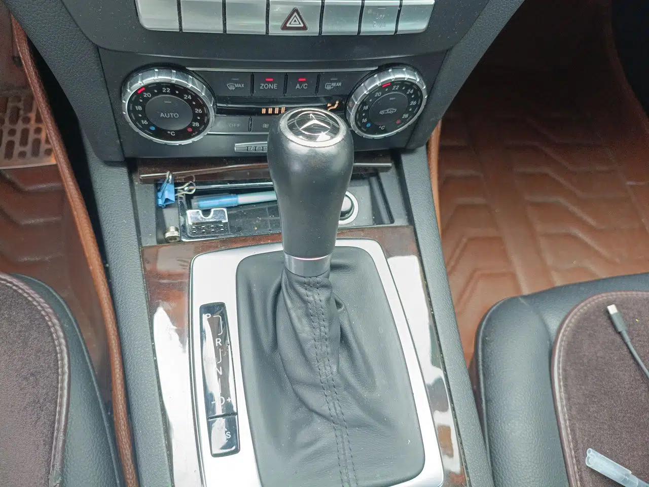 Mercedes-Benz C-Class 2013 C 260 CGI Elegant Model — миниатюра 14