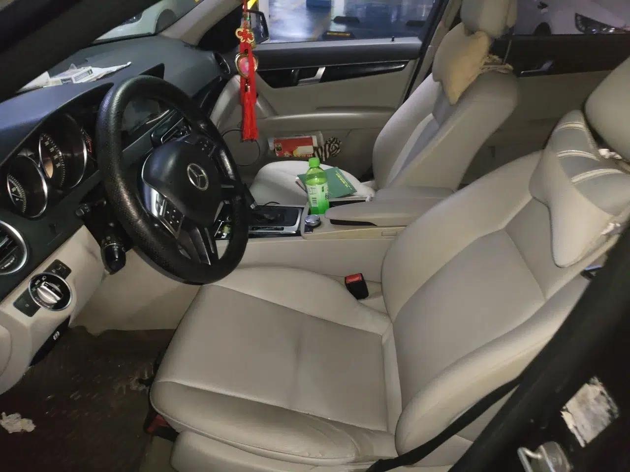 Mercedes-Benz C-Class 2010 C 180K Classic model — миниатюра 15