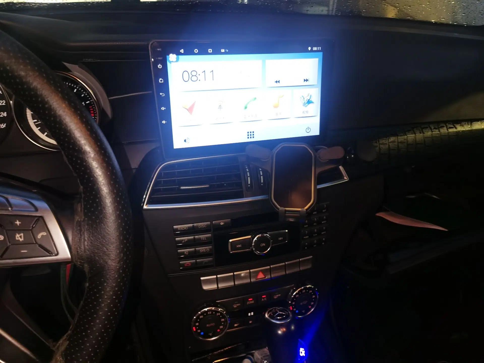 Mercedes-Benz C-Class 2011 C 180K Classic model — миниатюра 13