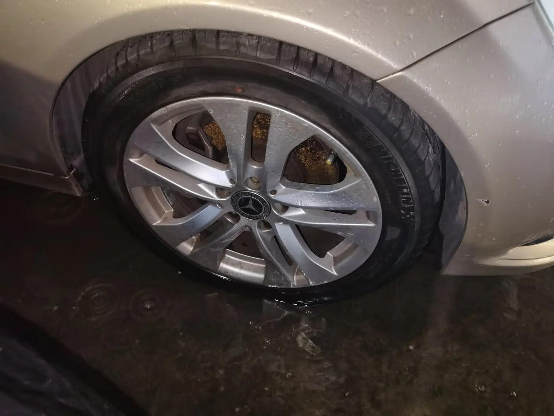 Mercedes-Benz C-Class 2011 C 180K Classic model — миниатюра 8